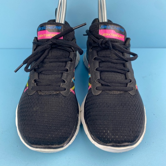 Skechers Memory Foam shoes. - Picture 2 of 8